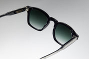 CHAPTER S - BLACK / GRADIENT G15