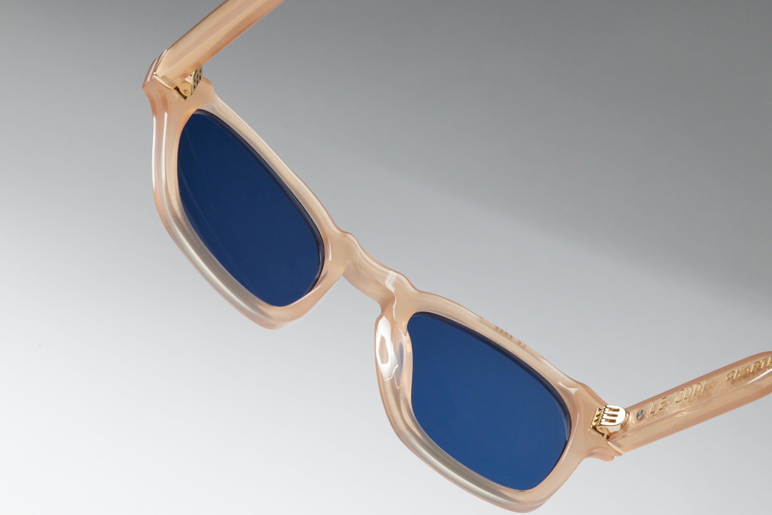 CHAPTER S - YELLOW SAND / DARK BLUE