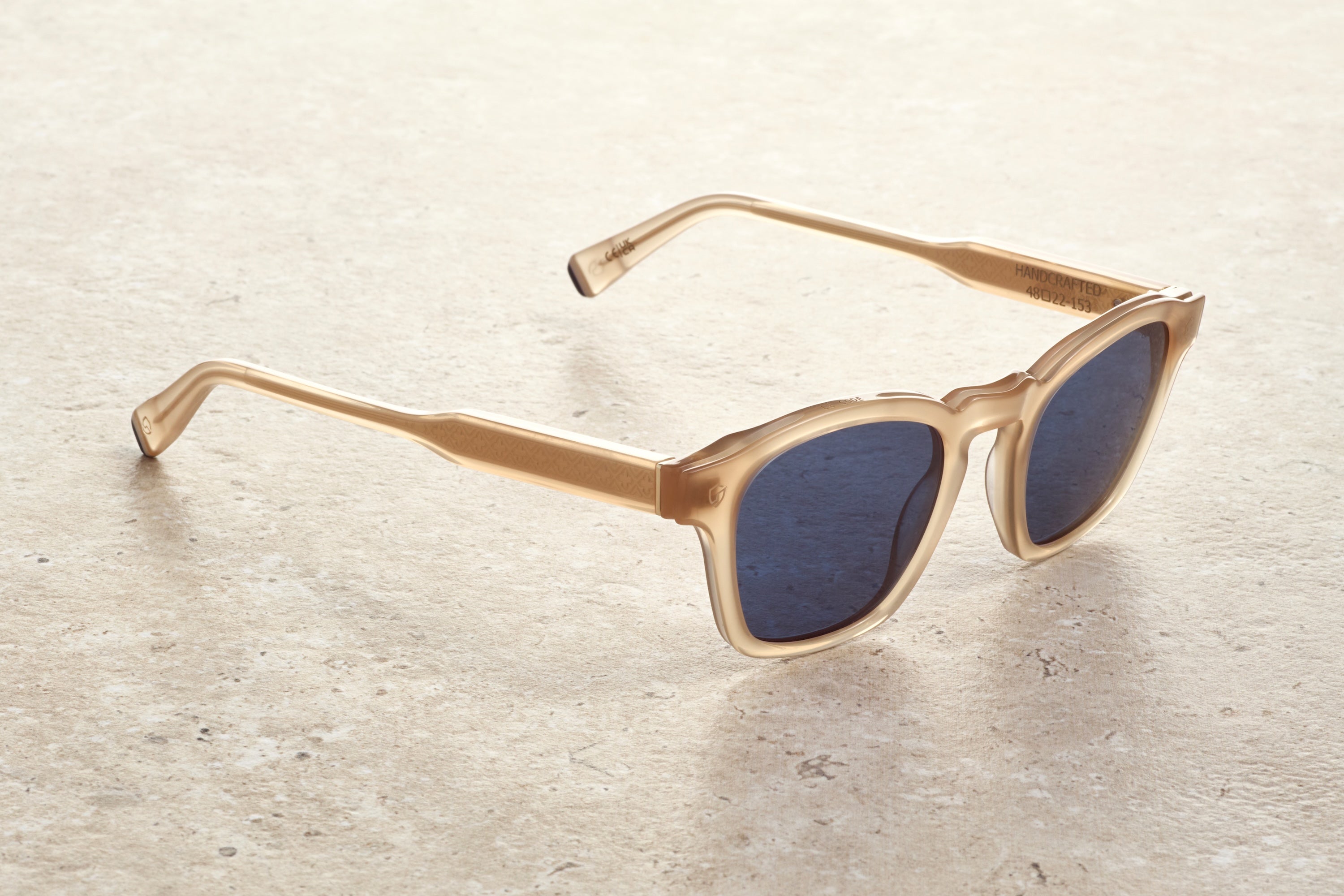 CHAPTER S - YELLOW SAND / DARK BLUE