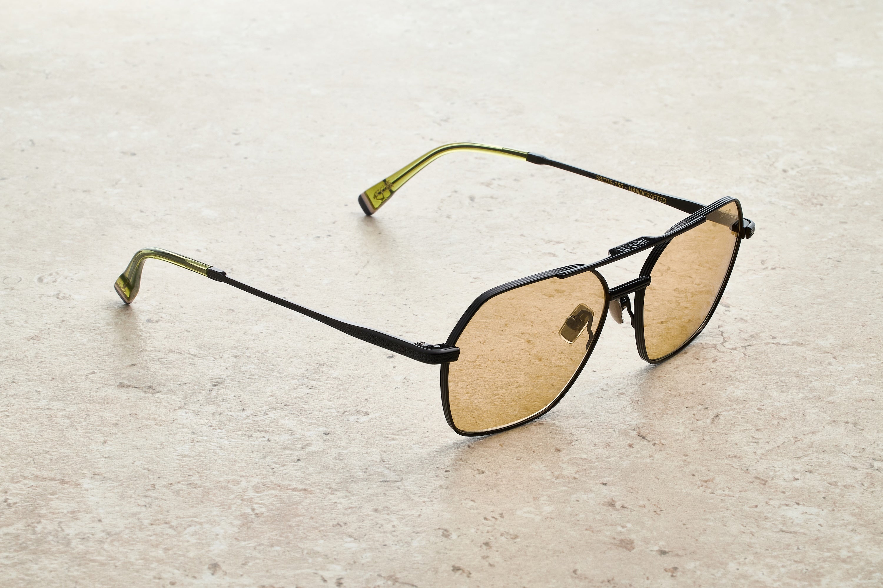 COACH - BLACK / YELLOW TEA