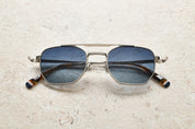 DUST - PLATINUM / GRADIENT DARK BLUE