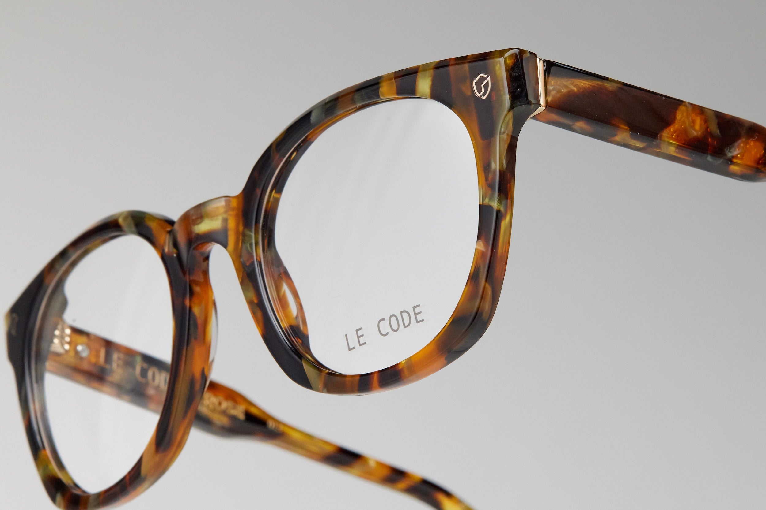 ROSE - TORTOISE GREEN