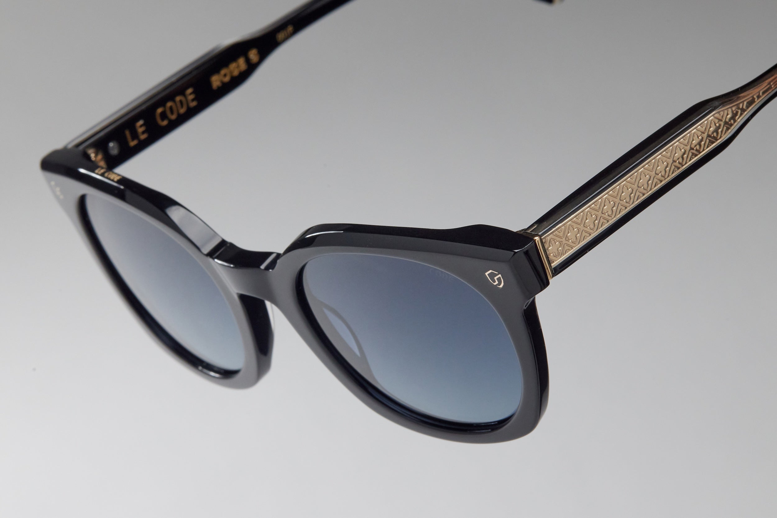 ROSE S - BLACK / GRADIENT DARK BLUE