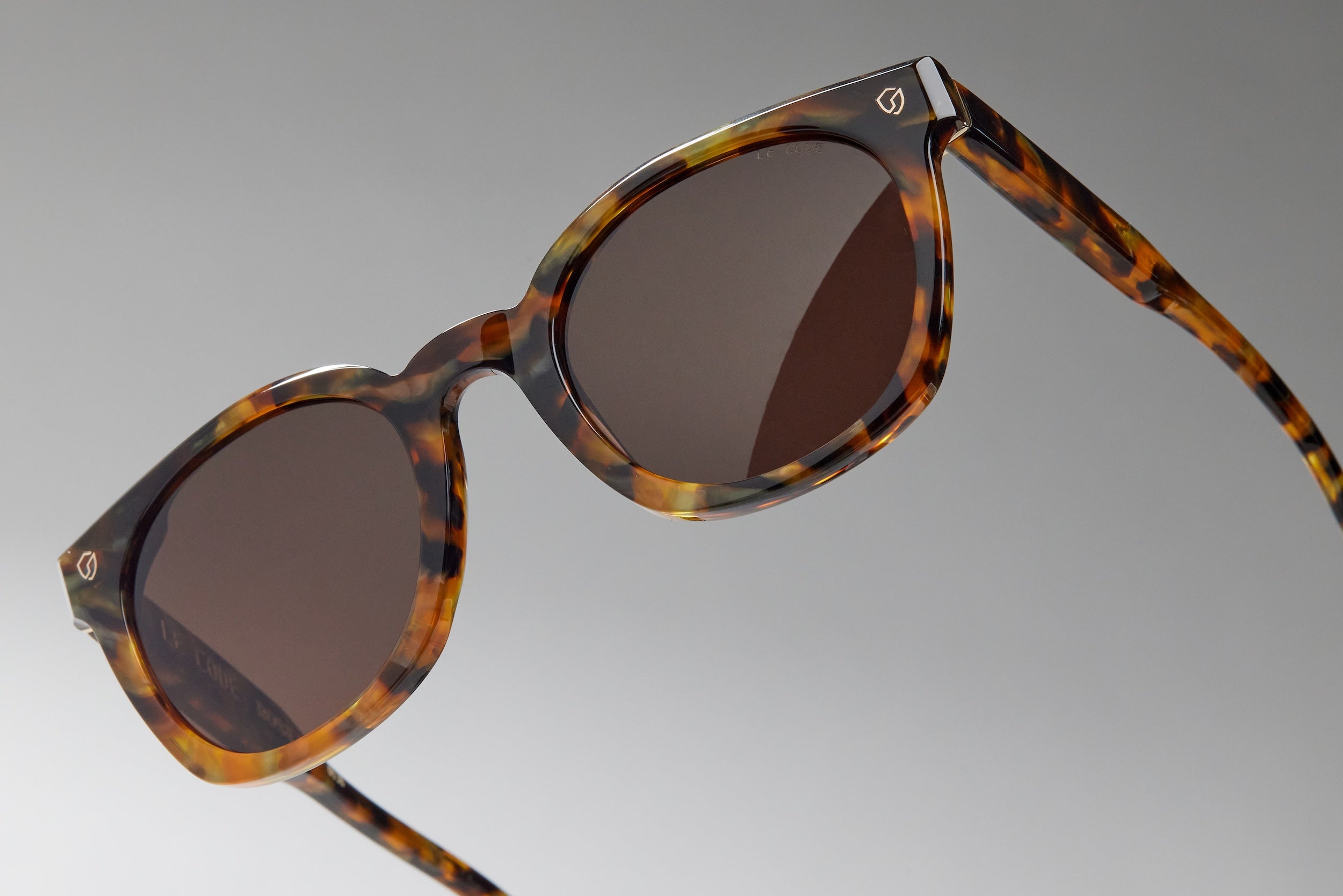 ROSE S - TORTOISE GREEN / BROWN