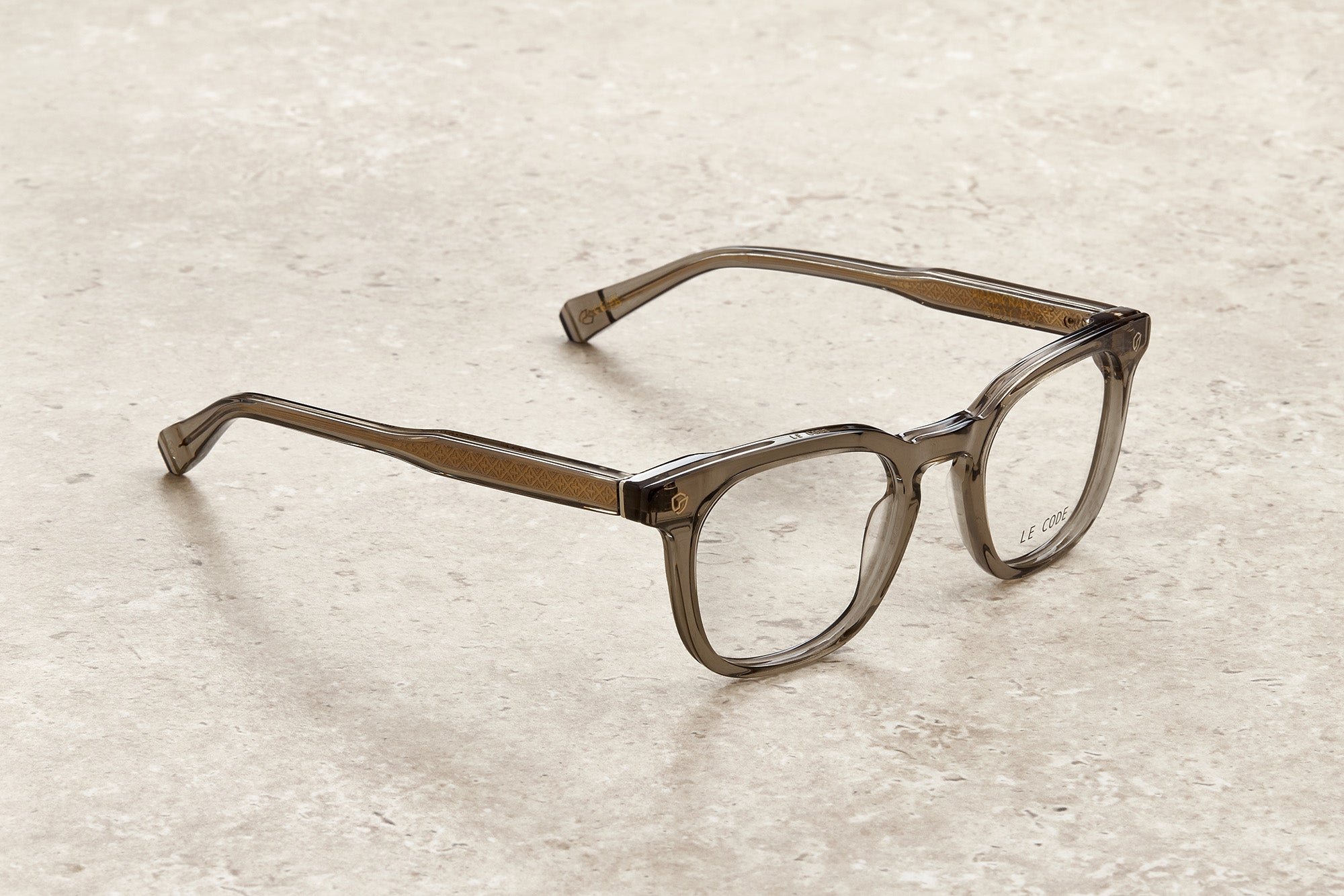 TRINITY - BROWN GREY TRANS 021